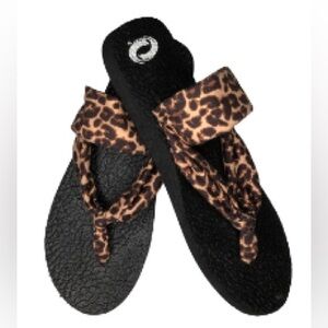 SANDALS - O'RAGEOUS SANDALS Womens Thong